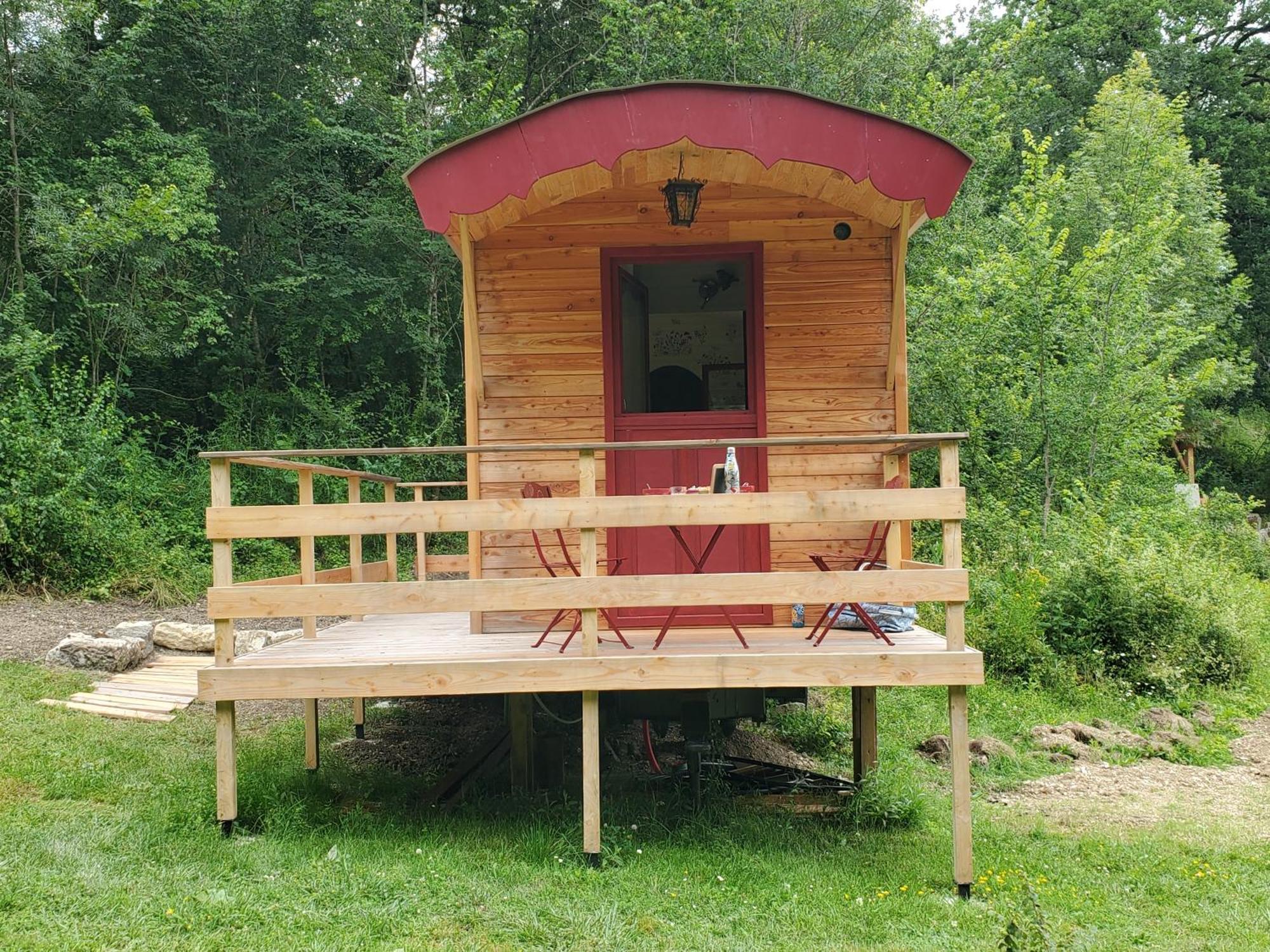 Le Val Du Pech Chantant Chambres D'Hotes Pern Εξωτερικό φωτογραφία